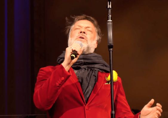 Billy Joel Tribute At Carnegie Hall Had Rufus Wainwright, Natalie Merchant, Yola, & More