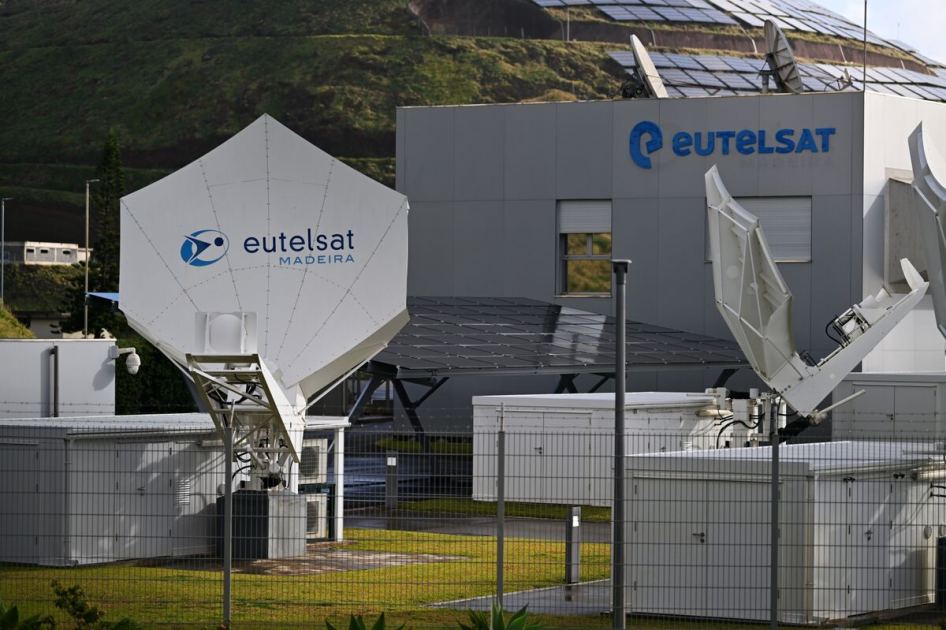 Satellite Operator Eutelsat Seeks €1.5 Billion to Refinance Debt