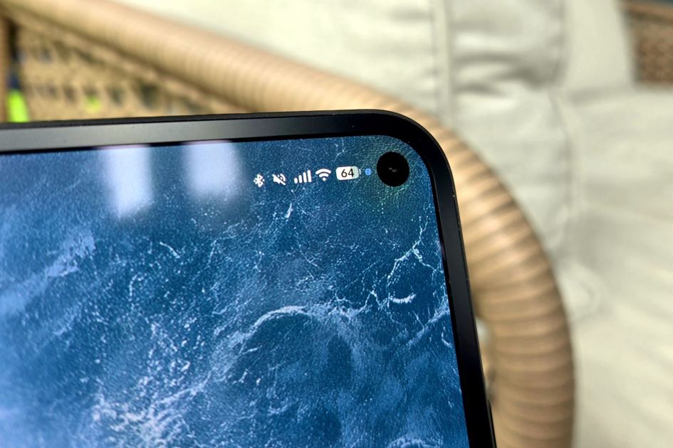 Your Pixel phone is always scanning—disable these two settings to add hours of battery life