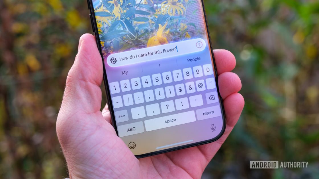 Apple’s ChatGPT deal might be getting messy just as Gemini moves in