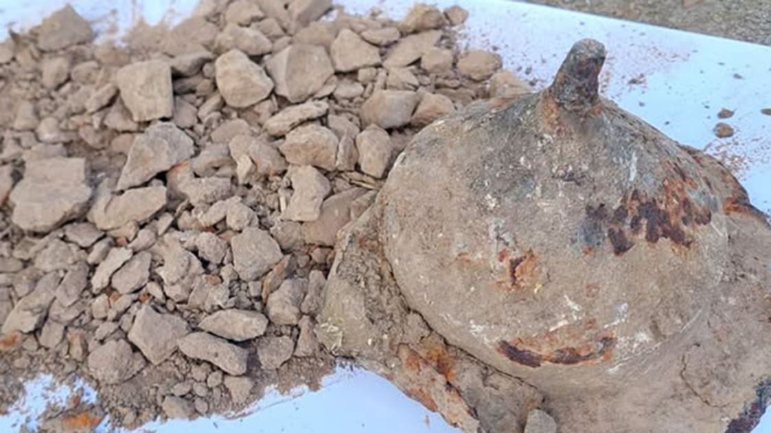  Man rummaging in Polish junkyard finds a 1,800-year-old shield holding the cremated remains of a Vandal warrior 