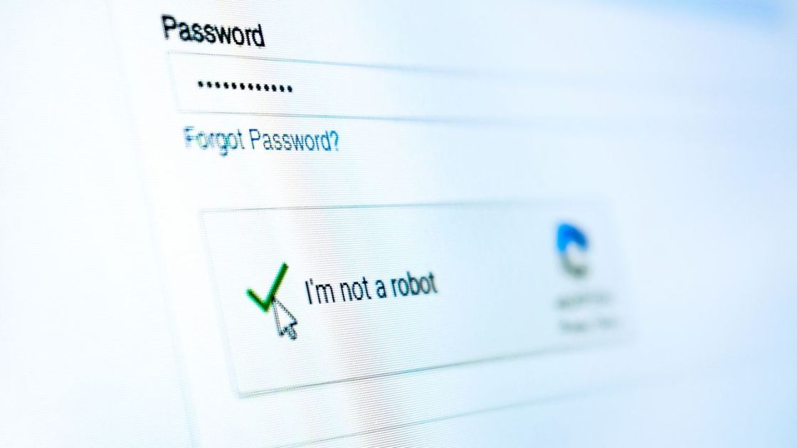  Are CAPTCHAs obsolete in the age of AI? 
