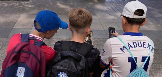 Insta, TikTok and Co.: Is Australia's Social Media Ban for Children Actually Working?