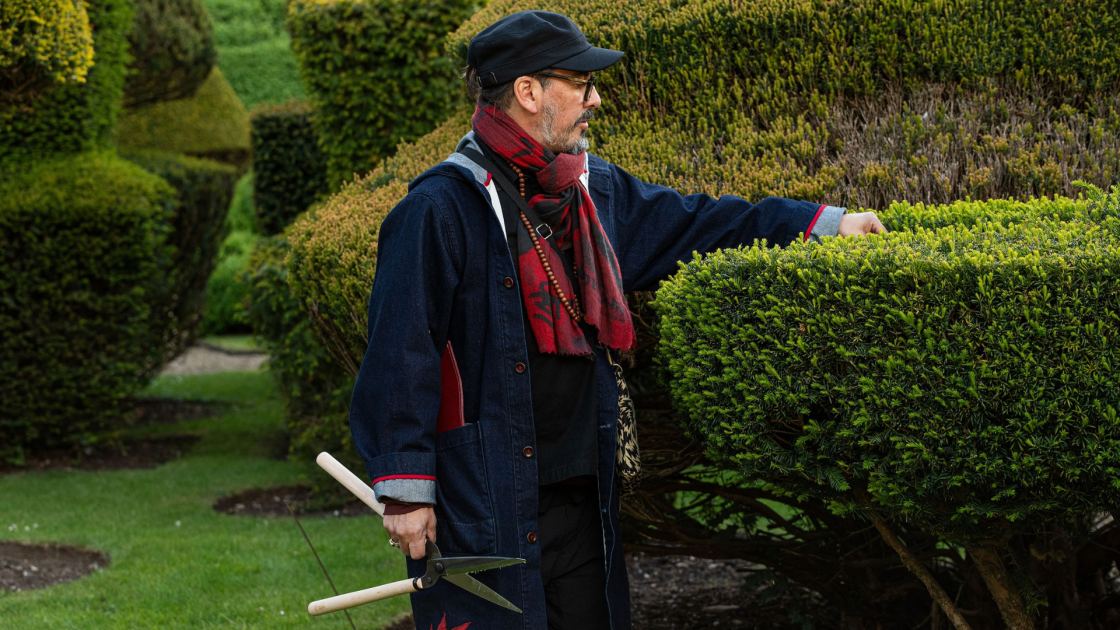  Everyone Is Obsessed With George Harrison’s Gardening Jacket – Here Are 3 Wallet-Friendly Alternatives 