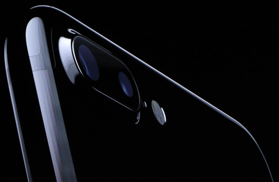 Why You Should Stop Using Your iPhone If It’s On This List