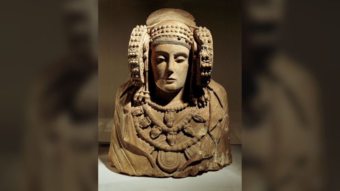  Lady of Elche: A 2,400-year-old bust of a mysterious 'highborn' woman from pre-Roman Spain 