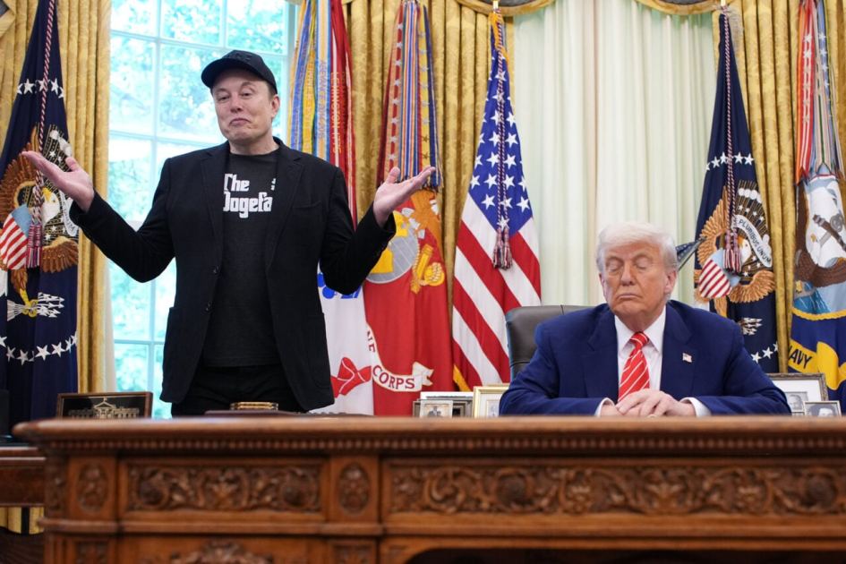 Insiders Reportedly Say Tesla-SpaceX Merger Must Close Before Trump Leaves Office
