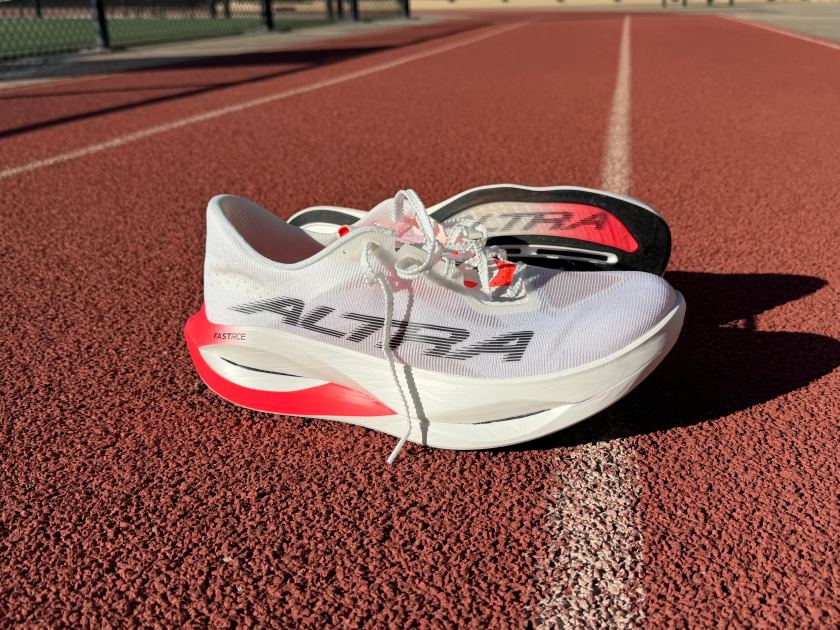 The Altra Vanish Carbon 3 Keeps Its Foot-Shaped Fit—but Adds the Rocker, PEBA Foam, and Speed of a True Super Shoe
