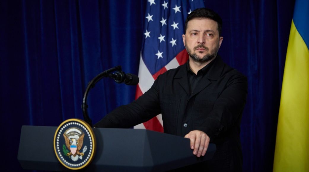 Зеленський: США можуть допомогти закінчити війну, але потрібен тиск на Росію, а не на мене