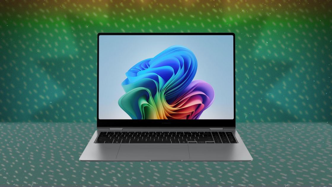 This Samsung 2-in-1 Laptop and Tablet Combo Is $450 Off Right Now