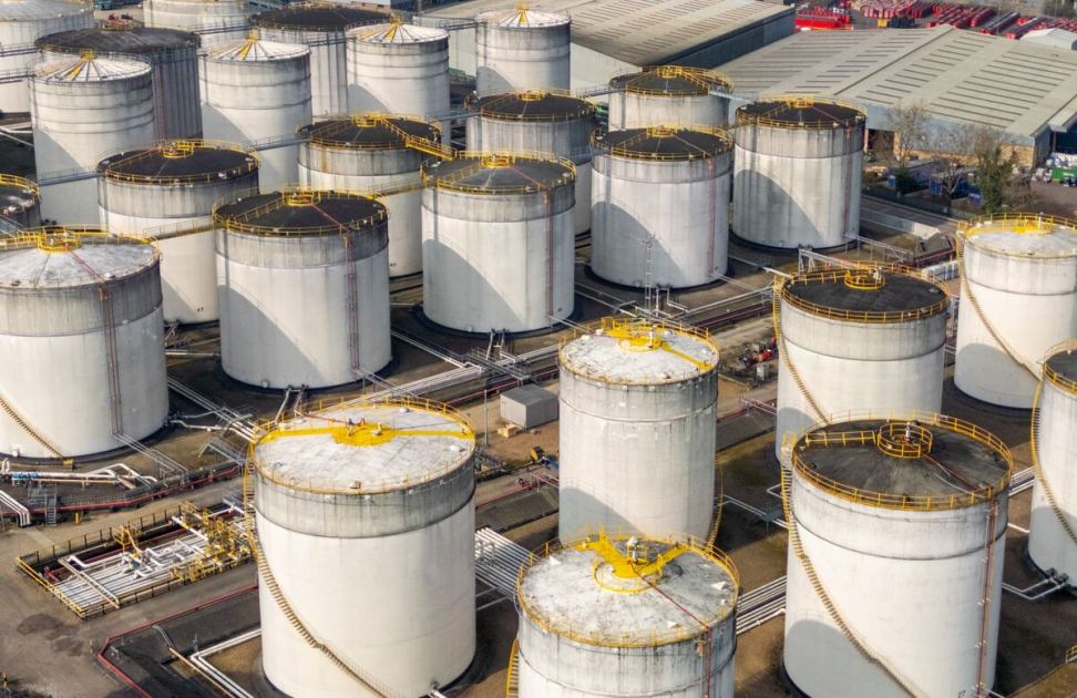 Oil Jumps on Renewed Iran Tensions, Dollar Gains: Markets Wrap