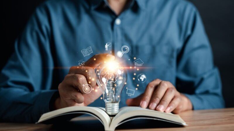 Product Knowledge: Definition, Importance, And How To Train Your Teams Effectively