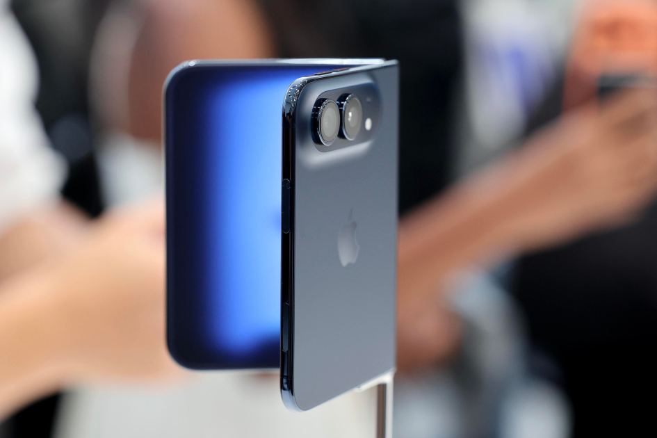 iPhone Duo Foldable Launch Signals The Future Of Smartphones, Says New Report