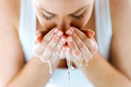 DIY Oil Cleansing: Olive & Castor Oil Cleanser + Moisturizer