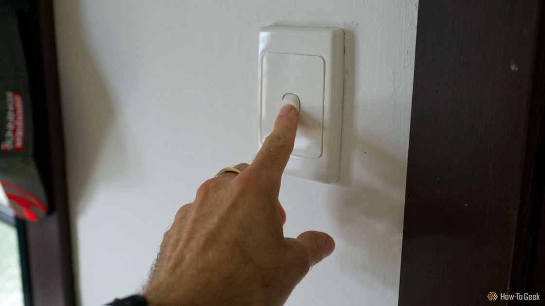 Some people are linking smart homes with "digital dementia," but I have a trick up my sleeve