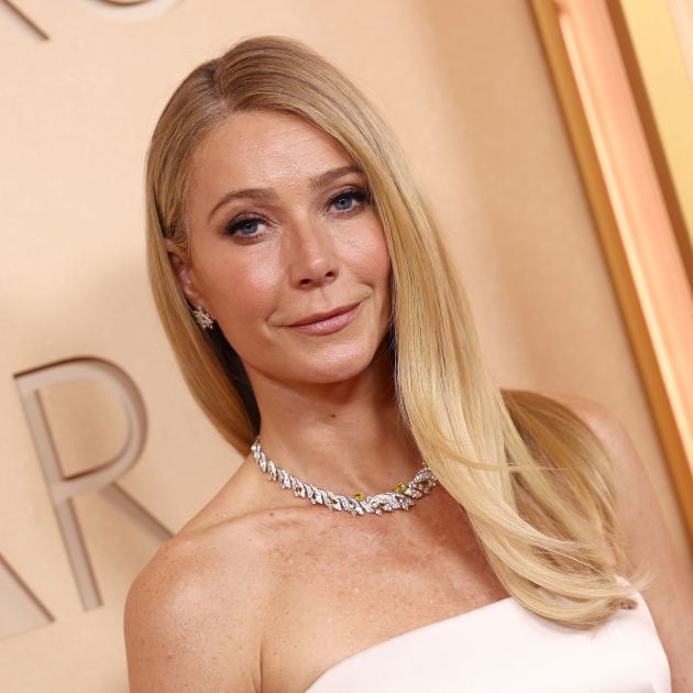  Gwyneth Paltrow’s Raised Bed Garden Is Beautiful and Practical – You Can Get the Look on Any Budget 