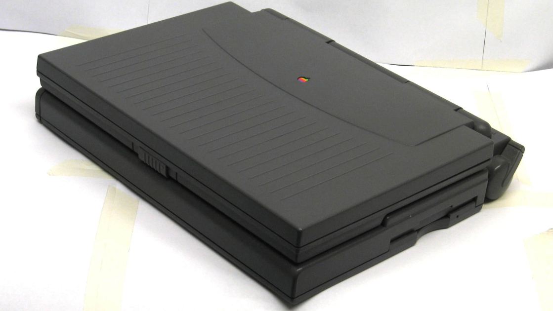 Today in Apple history: The first great color PowerBook arrives