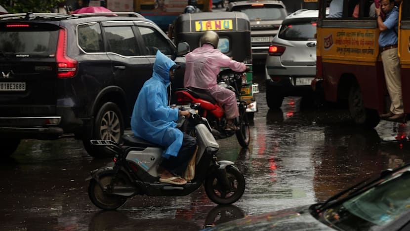 Thousands evacuate India's eastern coast ahead of Cyclone Arnab