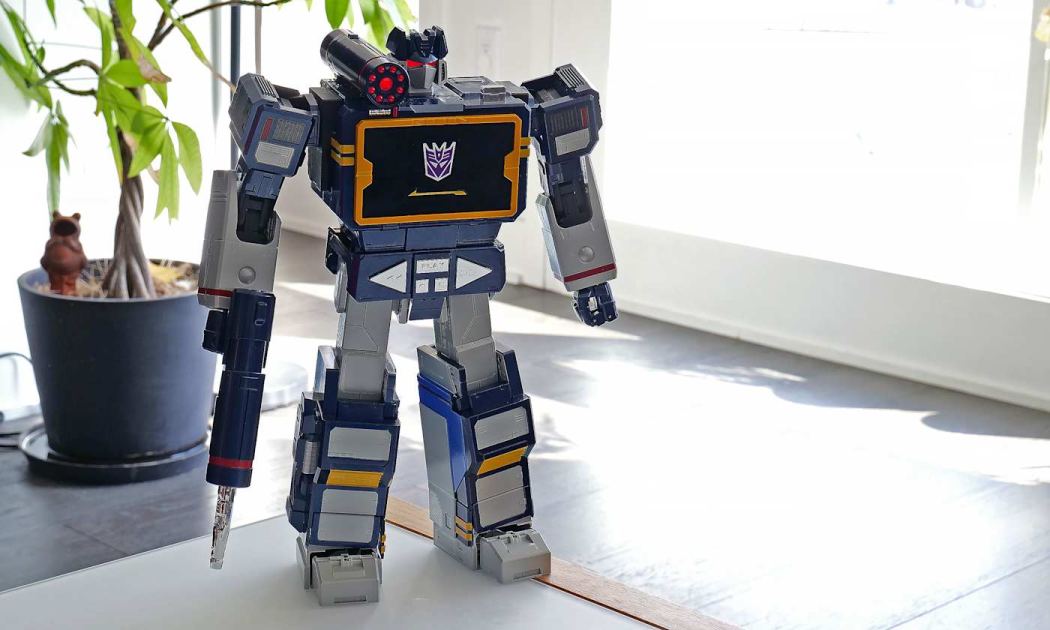 Robosen Soundwave review: A childhood dream made real