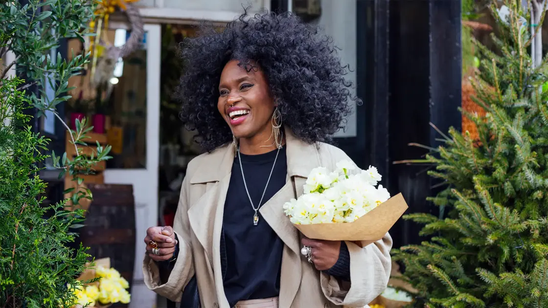 5 Science-Proven Ways to Feel Happier and Strengthen Relationships