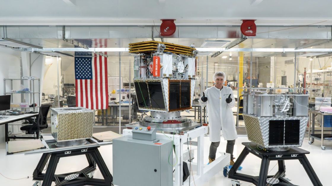 Reflect Orbital just got permission to launch its 1st space mirror to orbit. Tens of thousands more could follow 