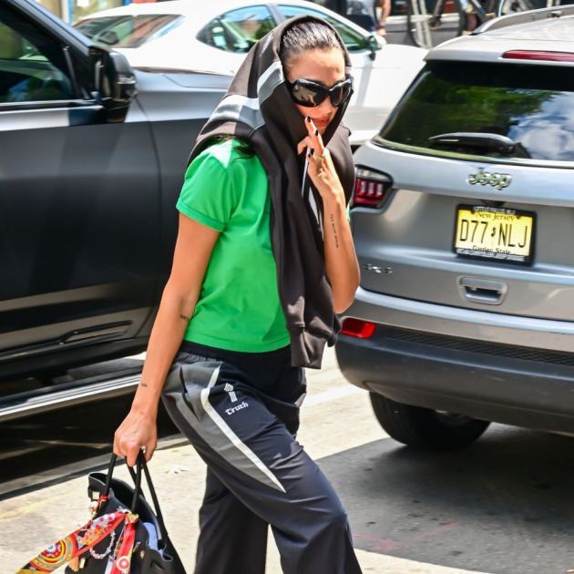  Hold the Sambas—I Know You're a Fashion Person If You're Wearing This Trainer Trend Instead 