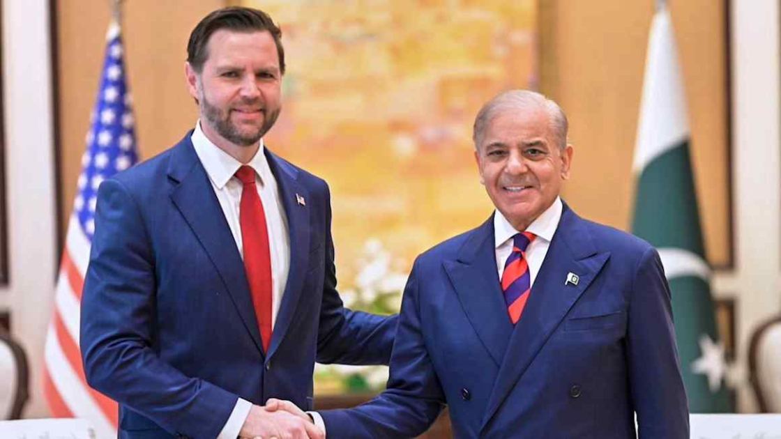 US and Iran begin highest-level talks in five decades 