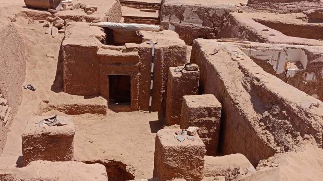  'Listen, father!': 1,700-year-old tomb discovered in Egypt contains a poem in ancient Greek and spells to protect the dead 