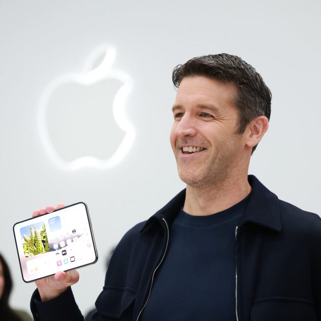 Apple Unveils the iPhone Duo, a Foldable Phone That Costs $1,999