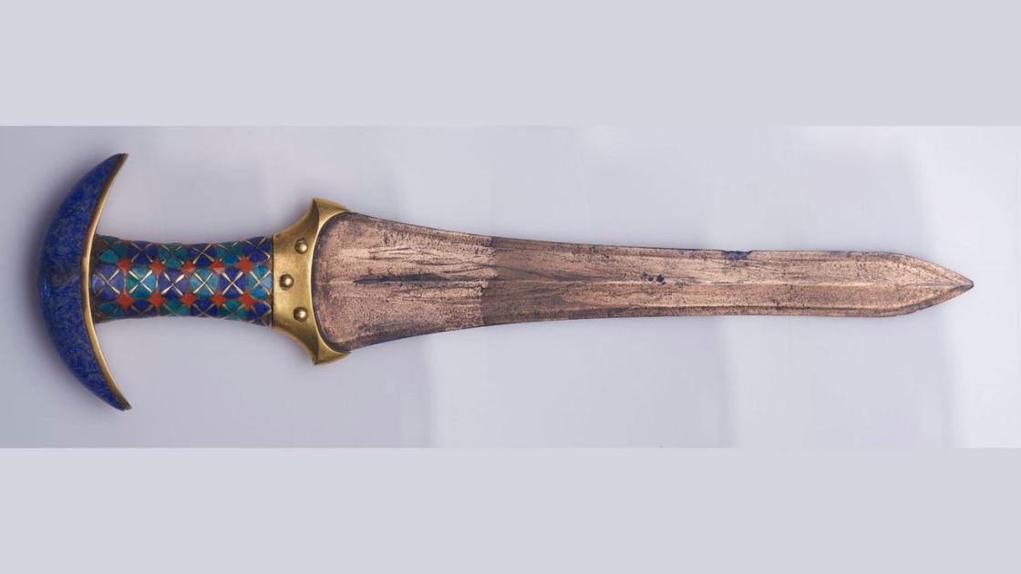  Did ancient Egyptian princesses use weapons? Controversial study claims they hunted or trained with the military, but not all experts agree. 