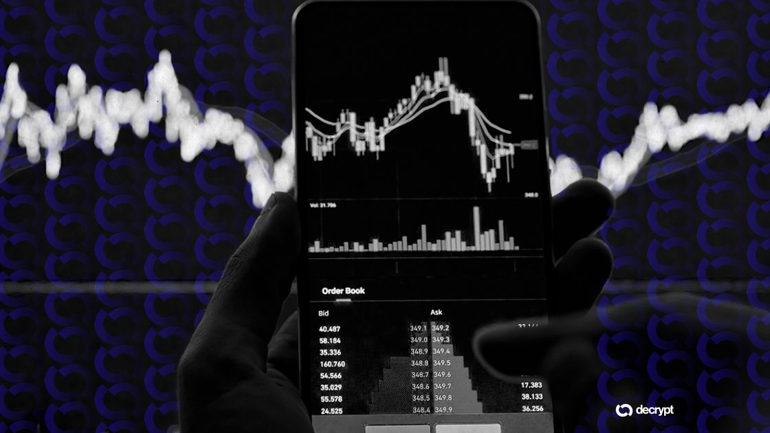 Bitcoin Cracks 7-Month Ceiling. Can Bulls Push It Higher?